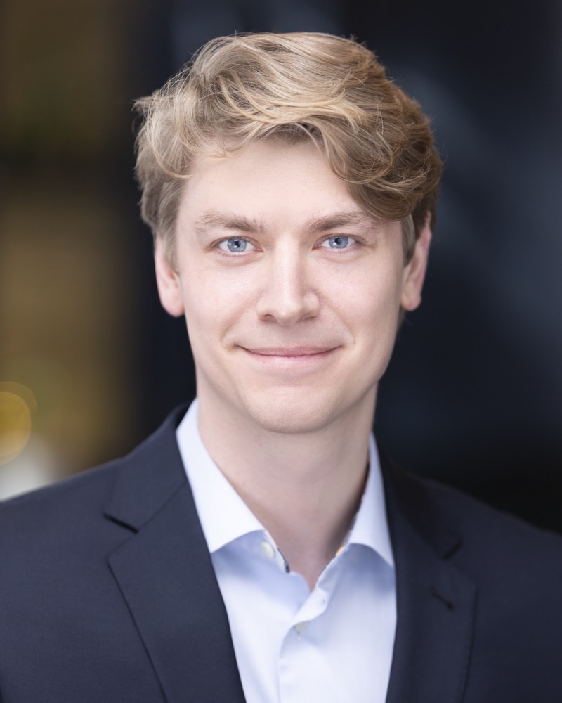 Jakob Mökander